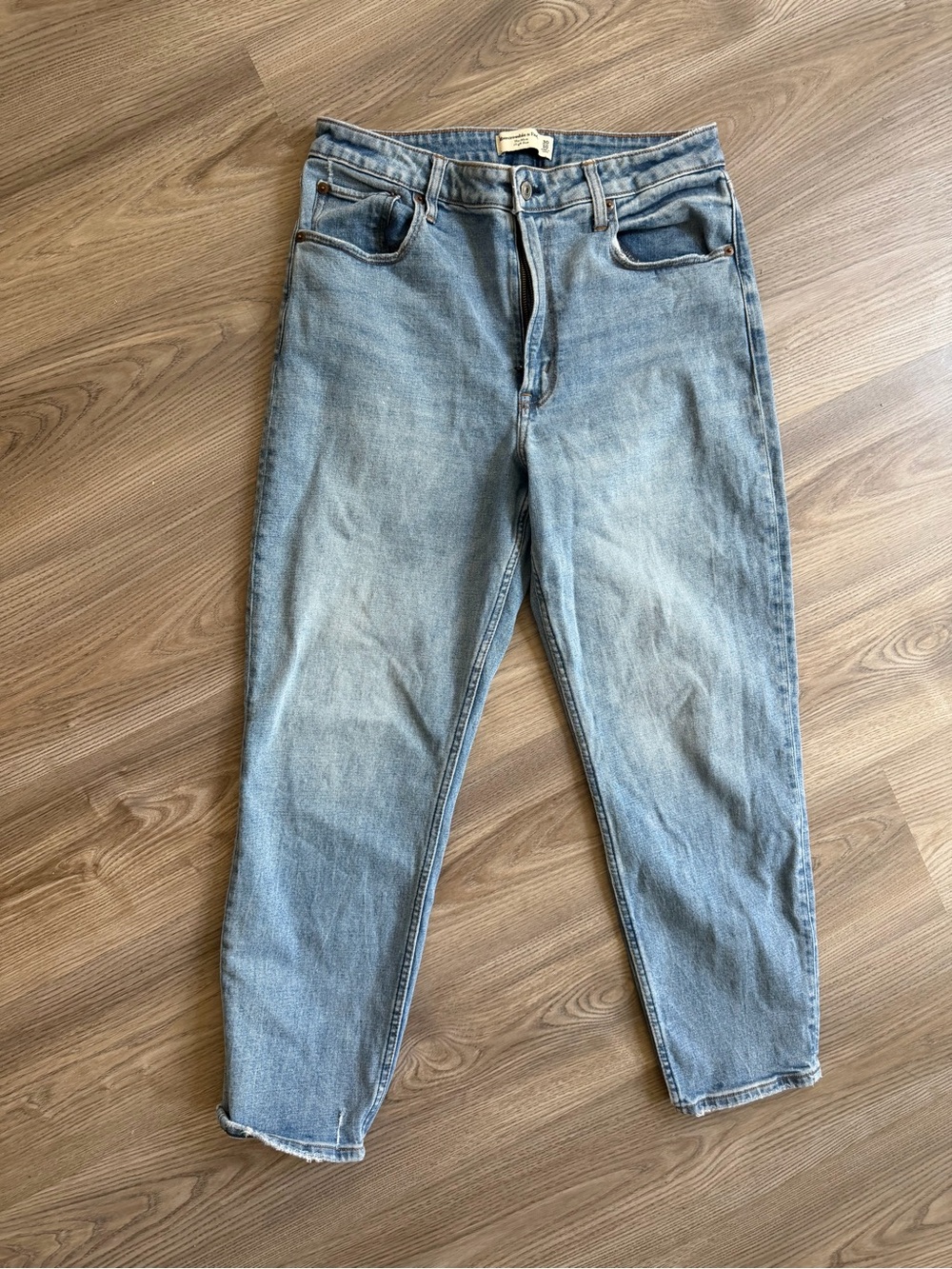 Abercrombie & Fitch Light Blue Relaxed Jeans